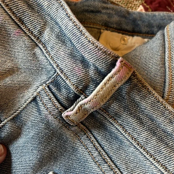 KanCan size 29 Women's Distressed Blue Jeans - Picture 7 of 8